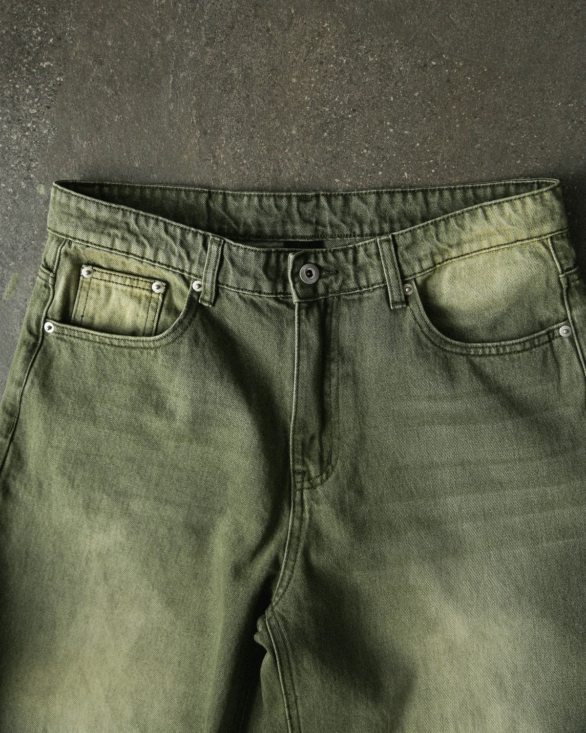 AMOR MATCHA BAGGY JEANS