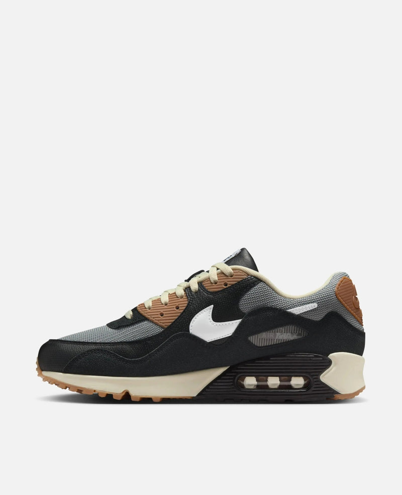 Patta x Nike Air Max 90 SP in the "Black Particle Grey" colorway, featuring a gum rubber outsole.