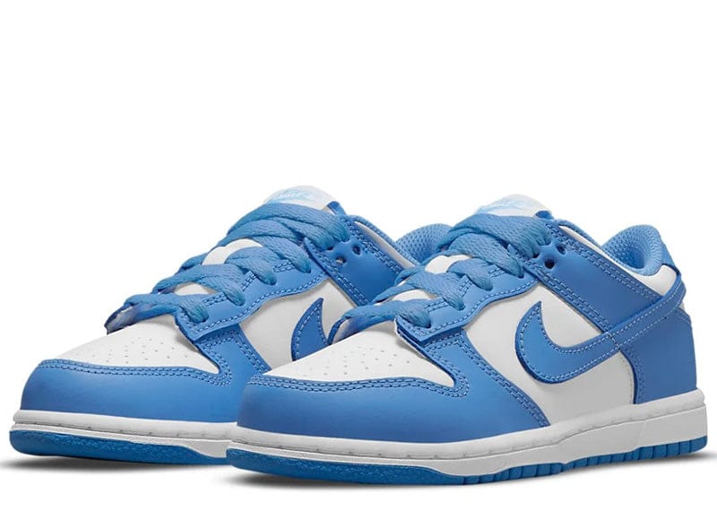 Nike Dunk Low 'University Blue' features a classic two-tone design with crisp white leather panels and vibrant blue leather overlays.