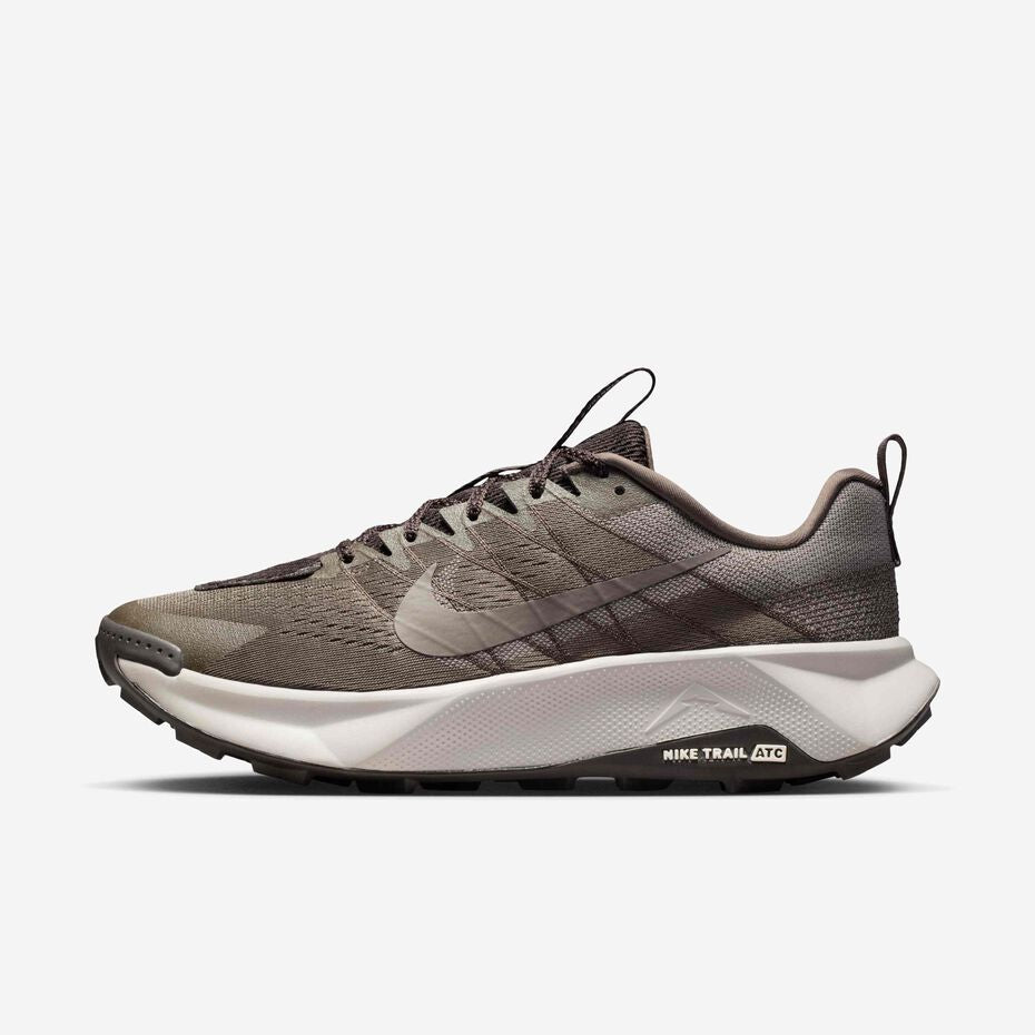 Nike Wildhorse 10 trail-running shoes in an Ironstone/Cave Stone/College Grey colorway.