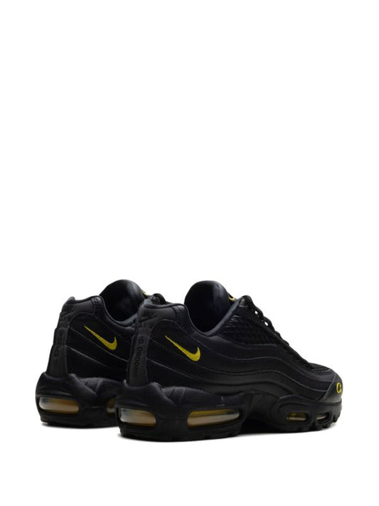Nike
x Corteiz Air Max 95 "Honey/Black" sneakers